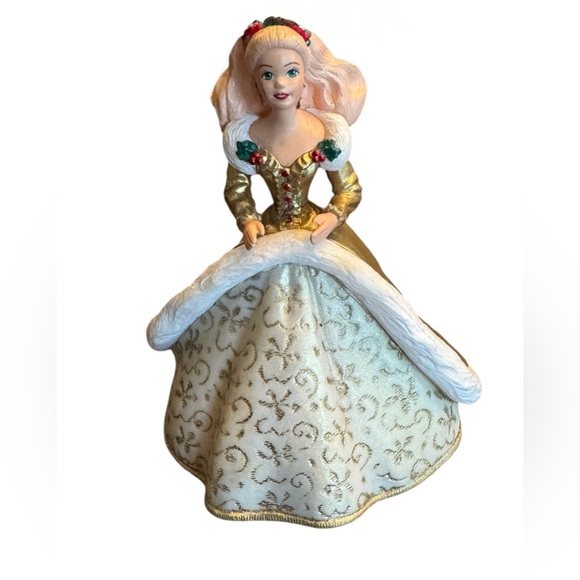 Hallmark Barbie Holiday 1994 Keepsake Collectible - Picture 2 of 4